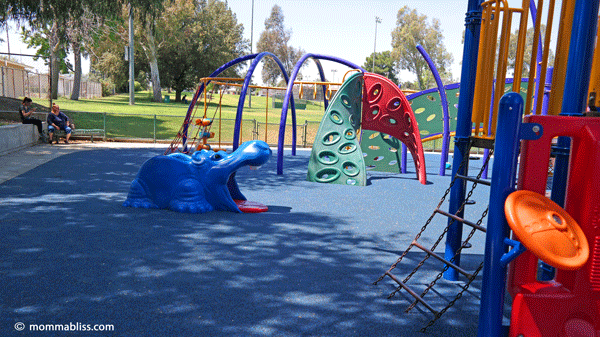 playground structure 